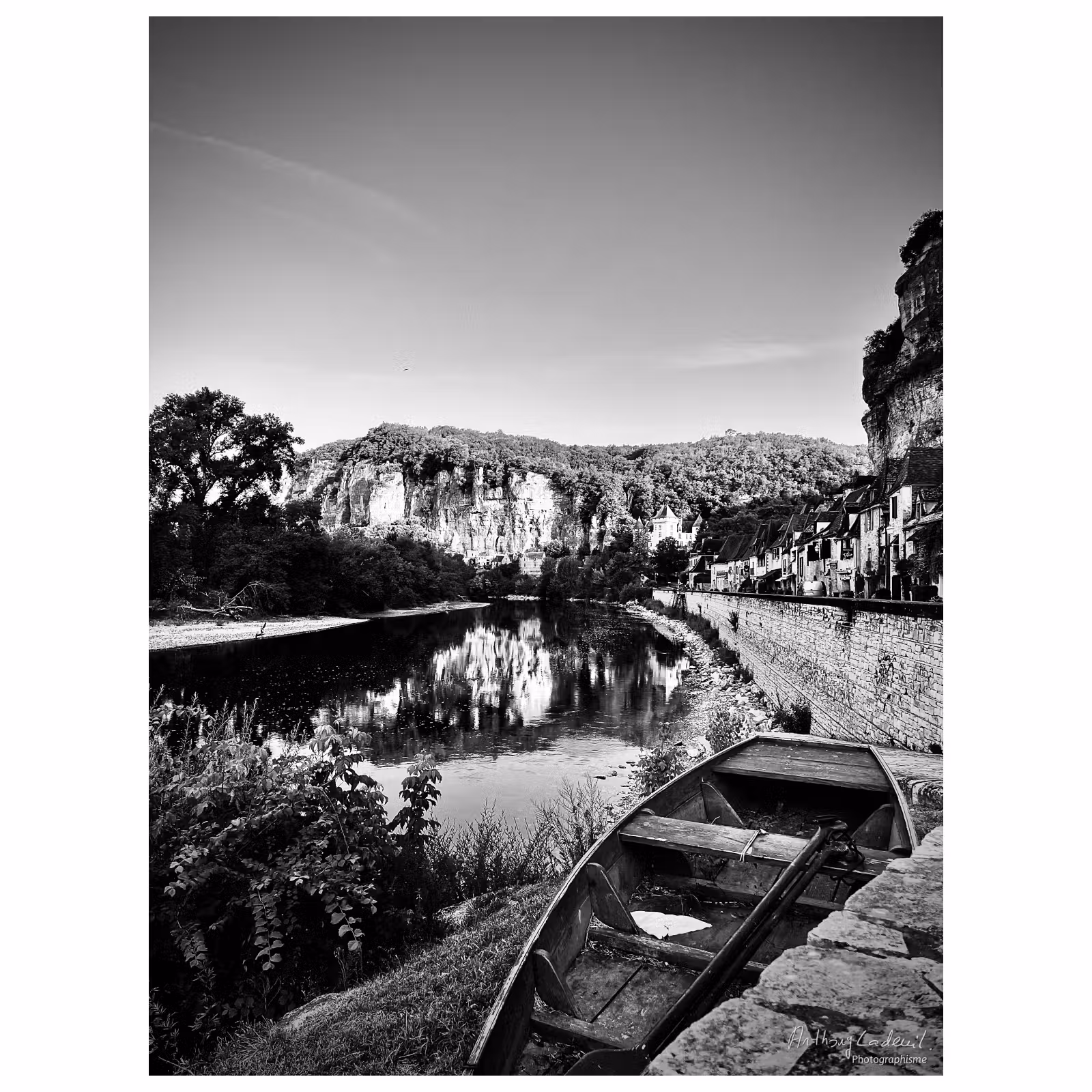 Lever de soleil sur la Dordogne et les rochers de La Roque Gageac