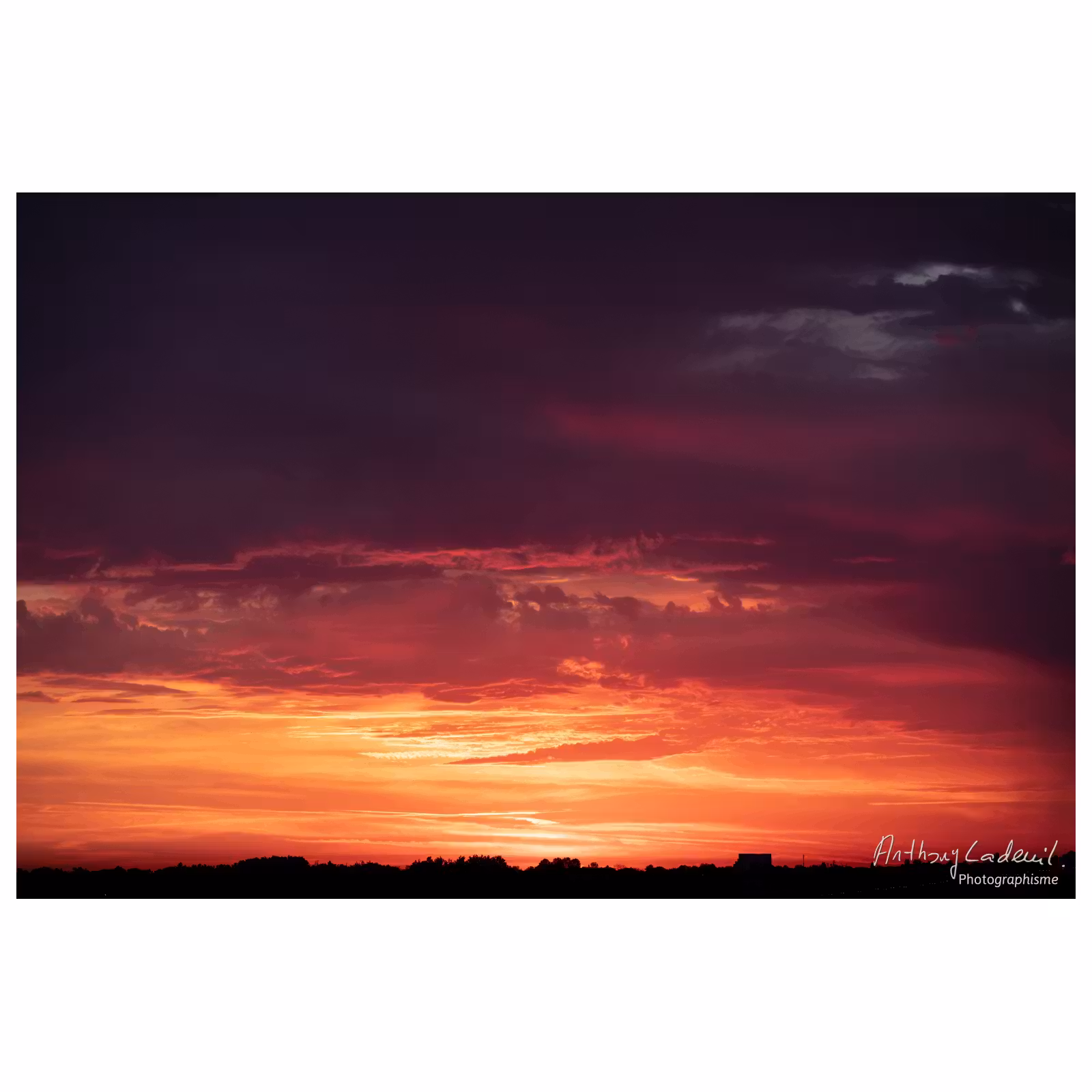 photographie du ciel au lever de soleil