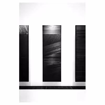 peintures de Pierre Soulages en noir et blanc
