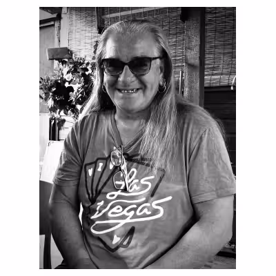 Portrait d'un homme souriant