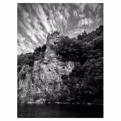 rocher remarquable dans les Gorges du Tarn