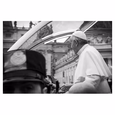 Pape François place Saint Pierre du Vatican
