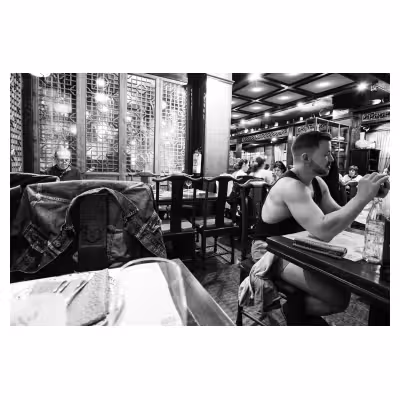 photographie d'ambiance dans un restaurant de Bilbao, Espagne.