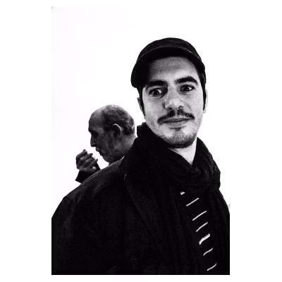 Portrait noir et blanc d'un homme